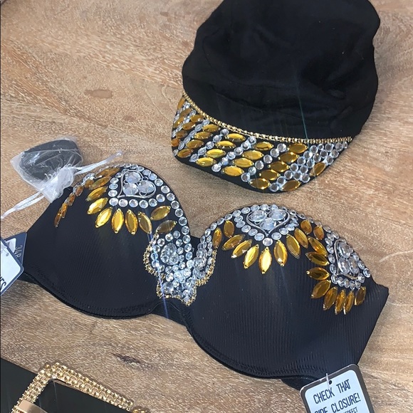 Selena costume - Picture 2 of 5